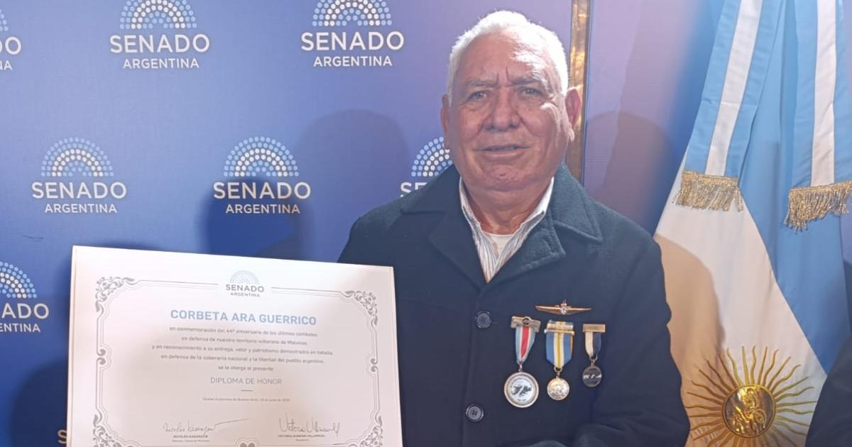 El Senado rindioacute tributo a un excombatiente de Malvinas de Las Termas