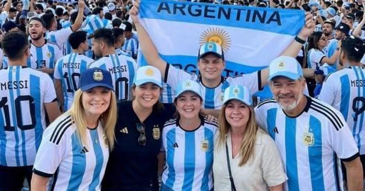 Dallas se vistioacute de fiesta con un gran banderazo y Palmito