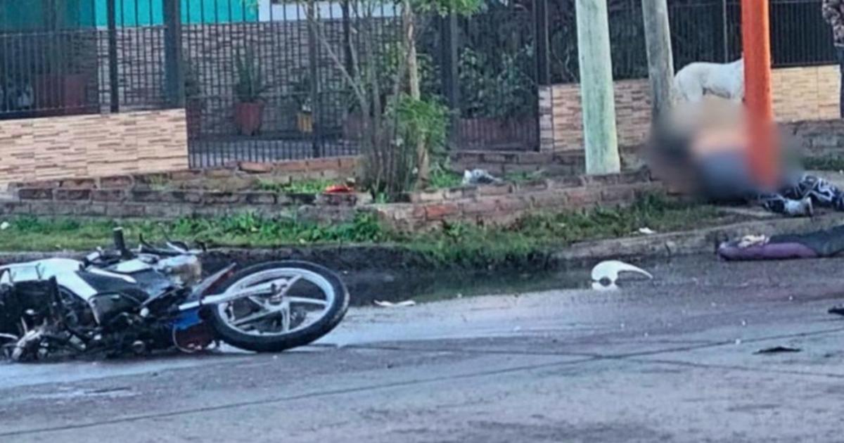 Una mujer derrapoacute con su moto y fue hospitalizada en el hospital Regional