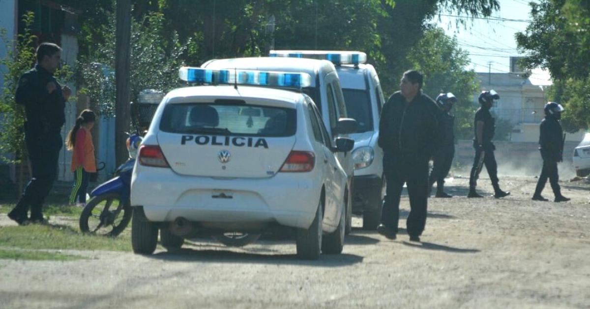 Fueron expulsados de un bar pool y acusados de robo