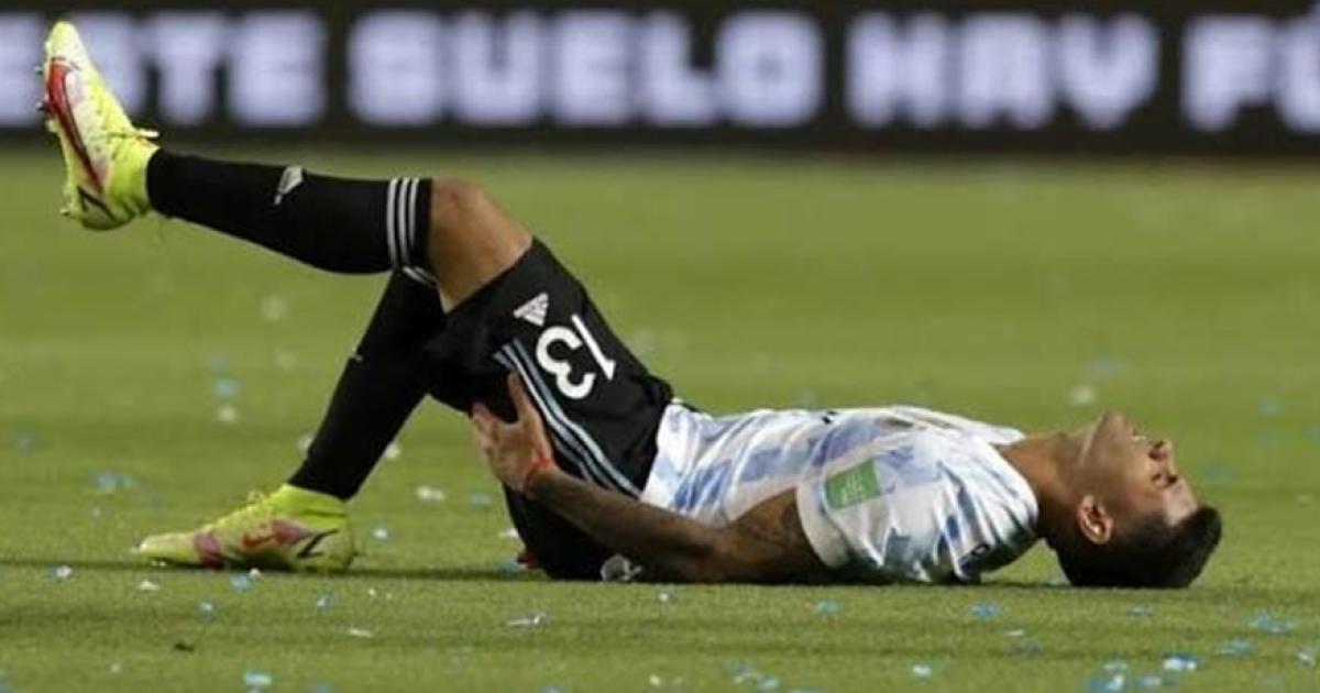 Alarma en la Seleccioacuten- Cuti Romero salioacute con golpe en la rodilla y se perderaacute el partido con Jordania