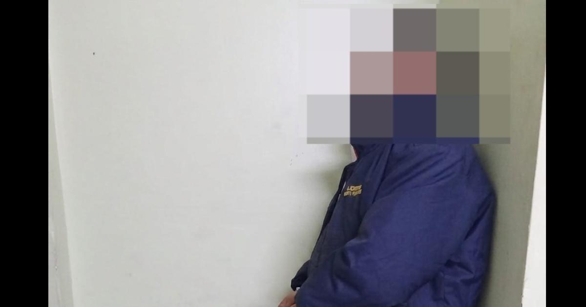 Intentoacute robar casi un kilo de queso de un supermercado y fue detenido