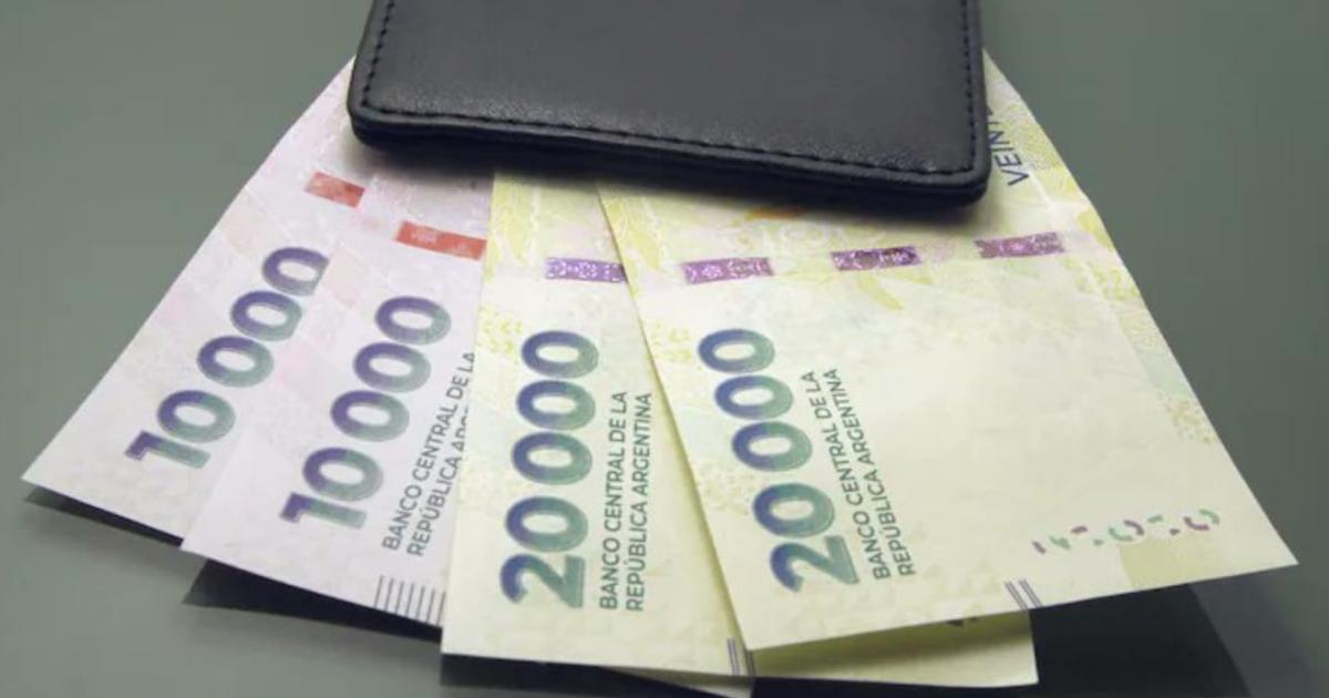 El INDEC confirmoacute una mejora salarial por encima de la inflacioacuten mensual
