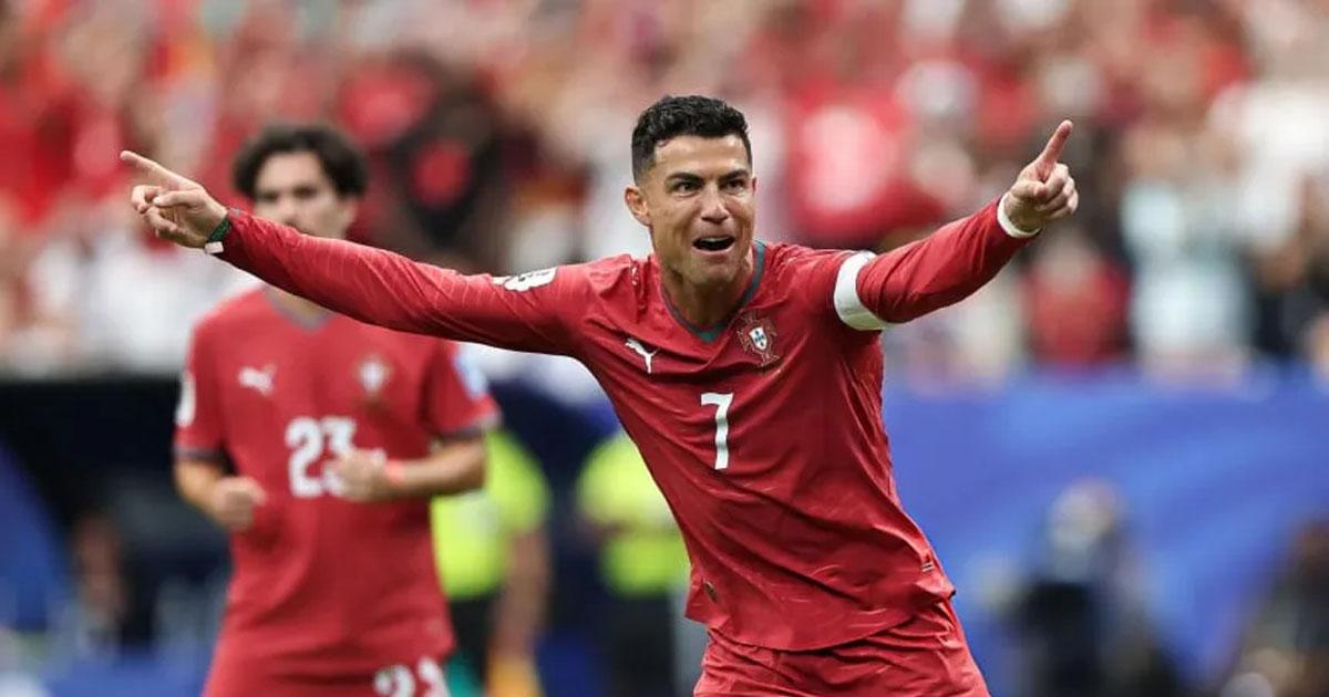 Aparecioacute Portugal- doblete de Cristiano Ronaldo y goleada ante Uzbekistaacuten