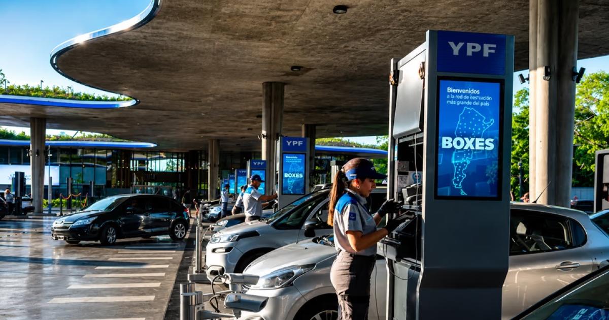 El petroacuteleo profundiza su caiacuteda y el Brent volvioacute a ubicarse por debajo de los US75