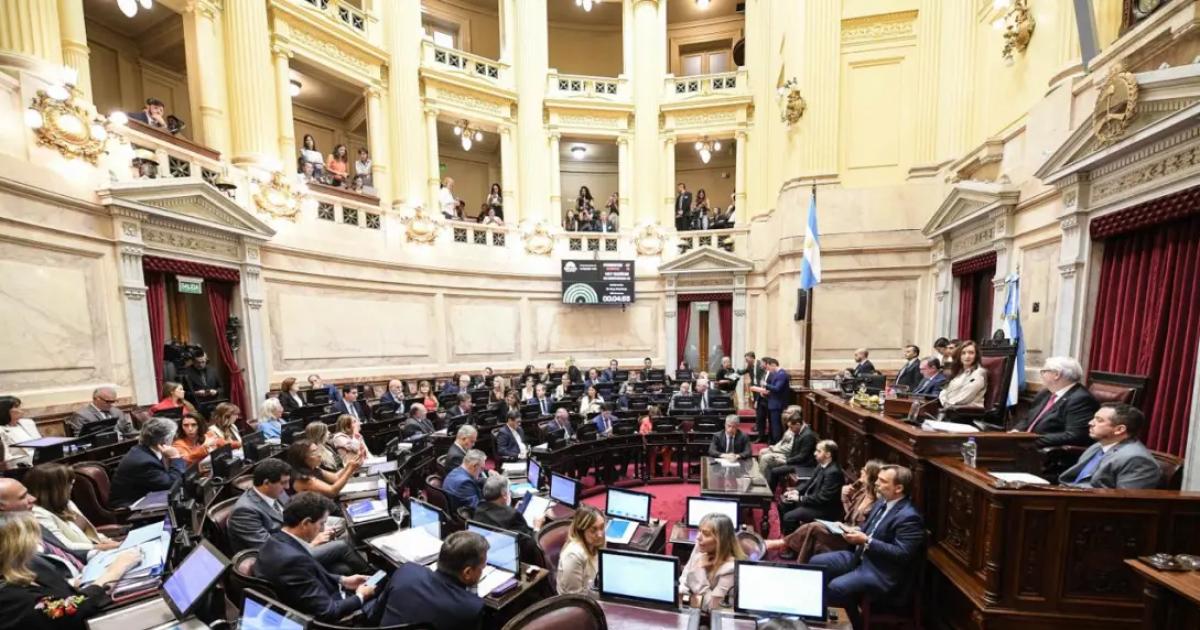 El Senado debate el proyecto de propiedad privada para eliminar restricciones de compras de tierra a extranjeros