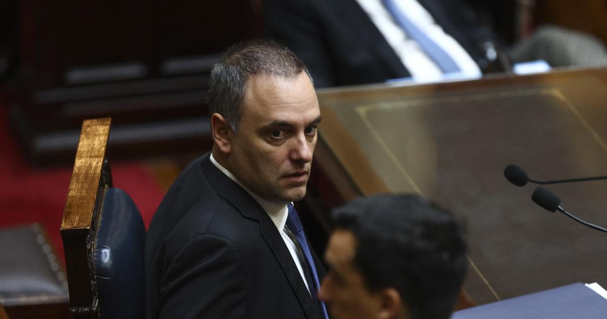 Se levantoacute la sesioacuten en el Senado- no hubo quoacuterum y se posterga la interpelacioacuten de Adorni