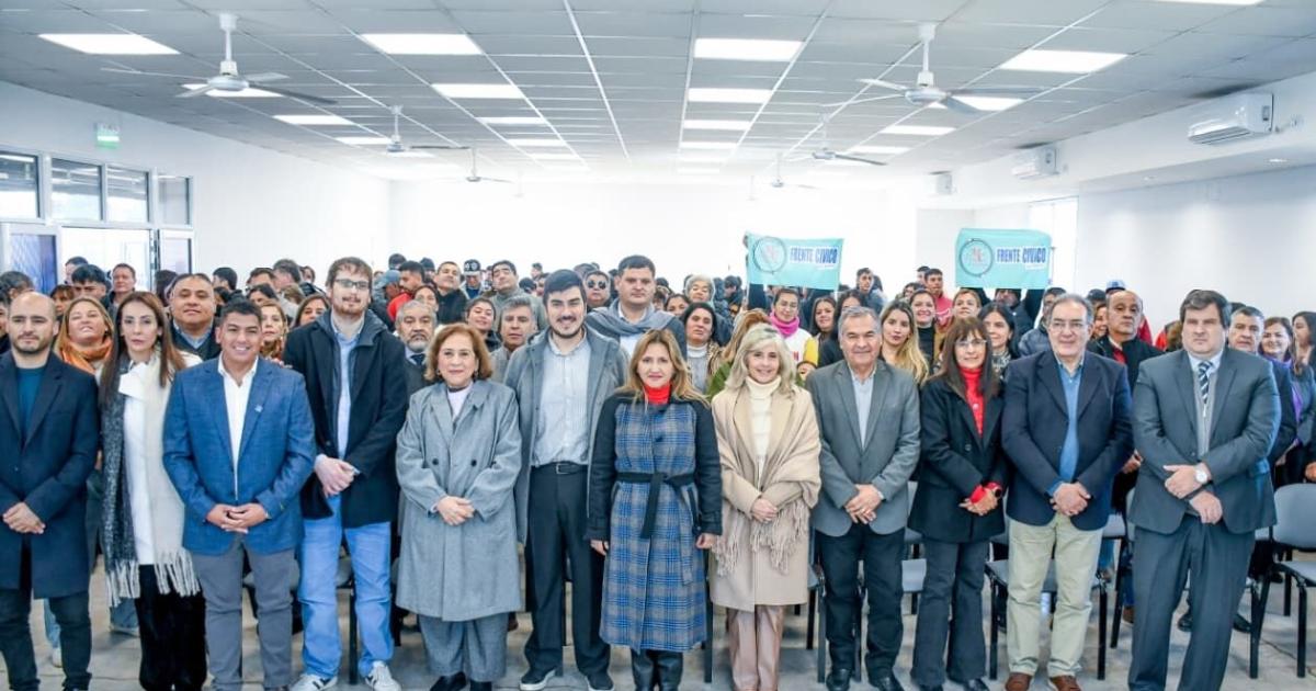 La intendente Fuentes y la ministra de Salud Nassif inauguraron un nuevo Nodo de Atencioacuten Ciudadana en el barrio Parque del Riacuteo I