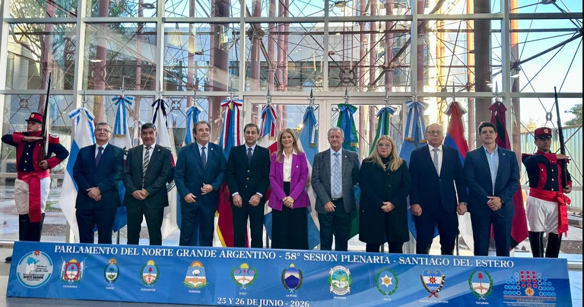 Con una fuerte Agenda Federal se reunioacute la Mesa Ejecutiva del Norte Grande en la Legislatura Santiaguentildea