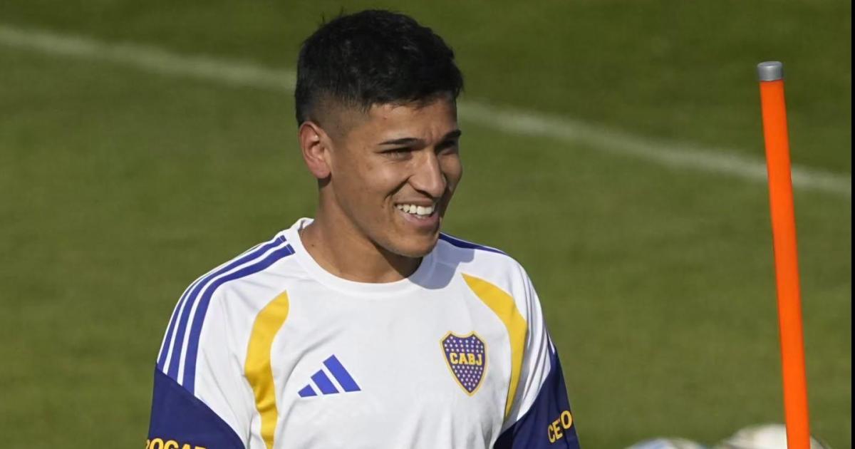 Boca ya cuenta con el lateral derecho Lozano que firmoacute por tres temporadas