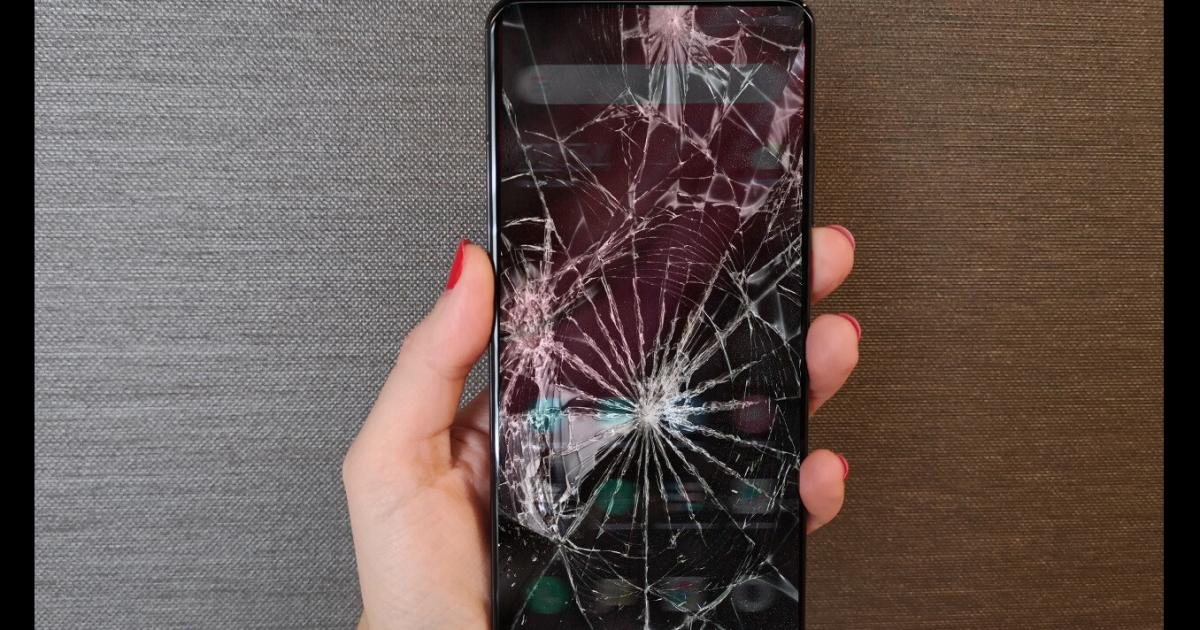 Brutal ataque- quiso revisarle el celular la asfixioacute y la golpeoacute 