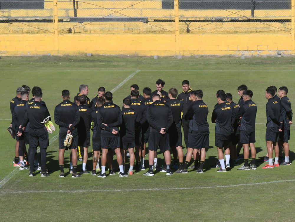 Claudio Biaggio: "Hay plantel para revertir esta situaci&oacute;n y salir adelante"
