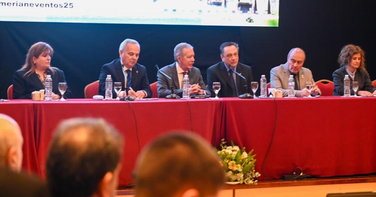 El Gobernador participoacute de la apertura de Junta de Gobierno de la Federacioacuten Argentina de Consejos Profesionales de Ciencias Econoacutemicas