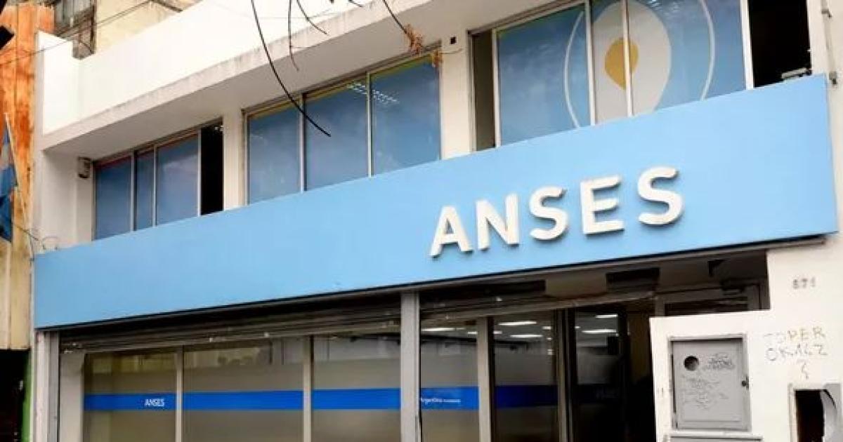 ANSES confirmoacute el calendario de pagos de julio para jubilados y pensionados- cuaacutendo cobra cada DNI