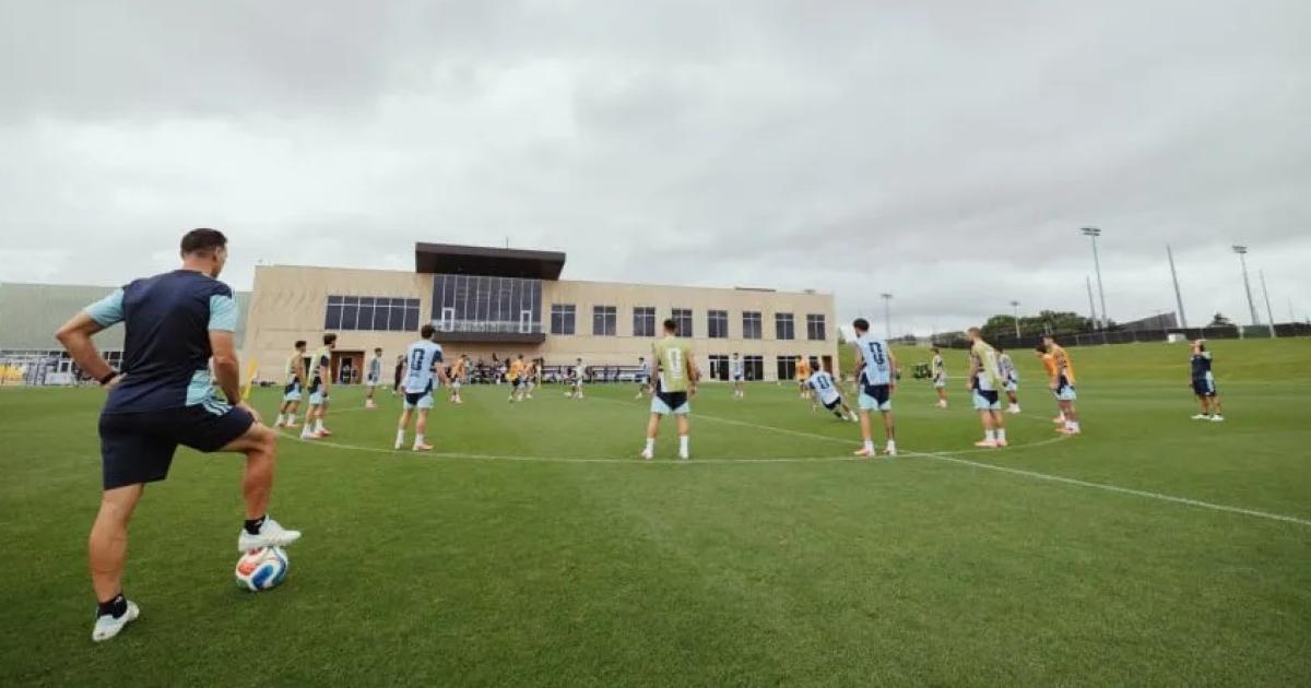 La Seleccioacuten tiene descanso tras clasificar con puntaje ideal y Scaloni ya piensa en Cabo Verde