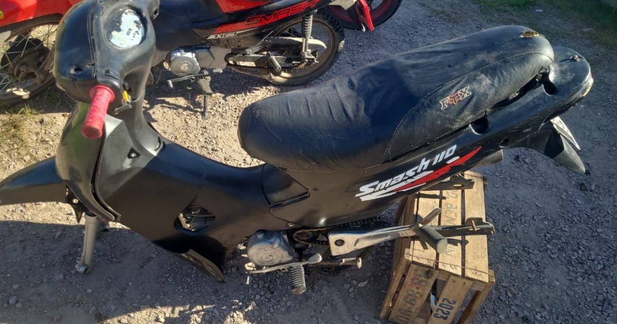 La Policiacutea recuperoacute una motocicleta robada en Bdeg Los Naranjos
