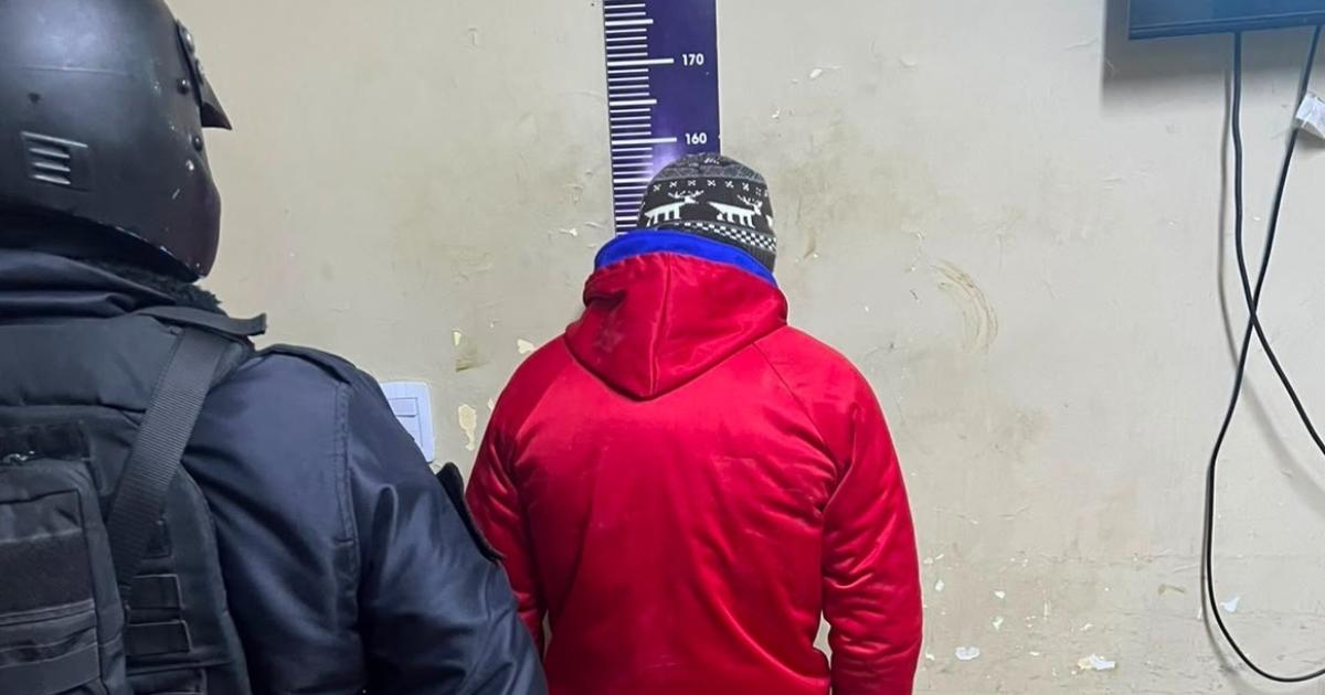 Demoran a un hombre con pedido de captura vigente en Tucumaacuten
