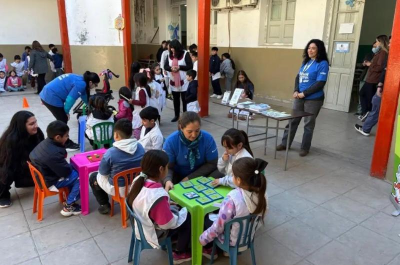Ninguna familia sin salud tuvo lugar en la Escuela Andreacutes Ferreyr
