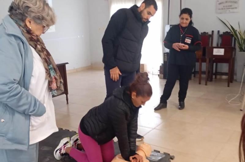 El Concejo fernandense fue sede de una charla de RCP y primeros auxilios
