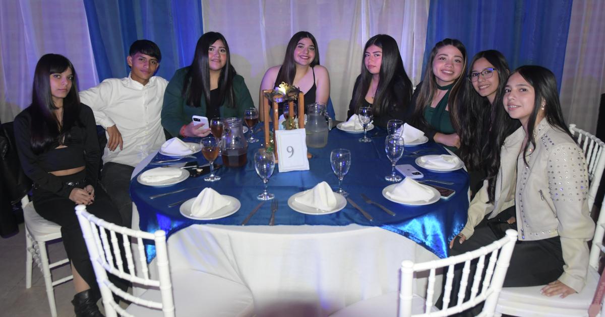 NOCHE FELIZ PARA KIARA