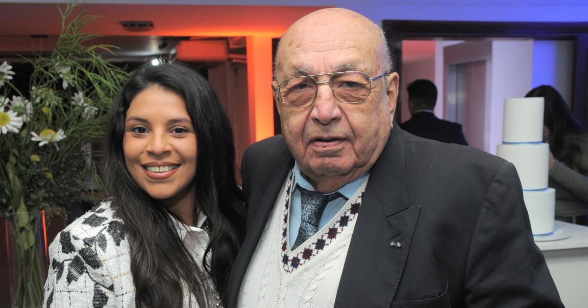 CELEBRACIOacuteN DE LA CAacuteMARA DE COMERCIO