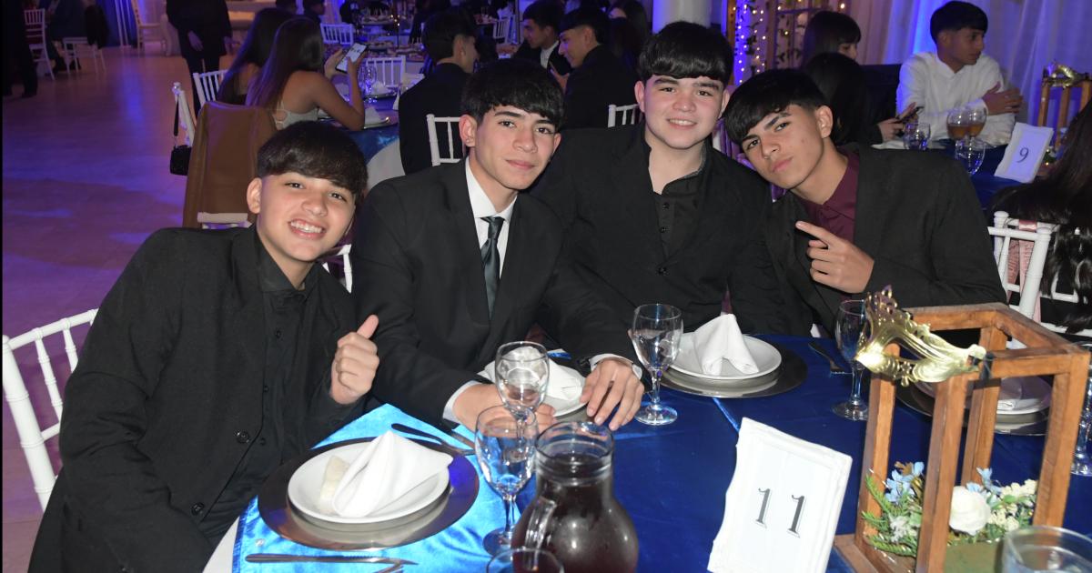 NOCHE FELIZ PARA KIARA