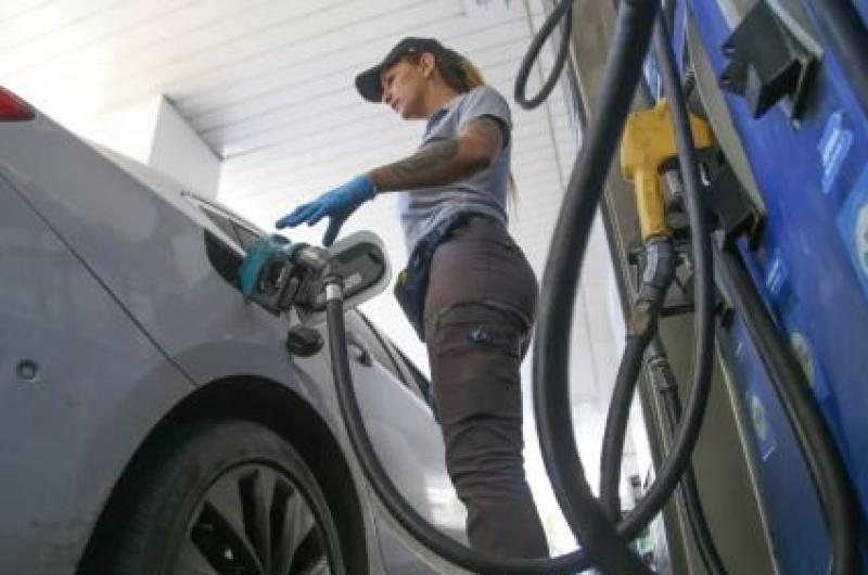 Combustibles-  suba parcial en los impuestos 