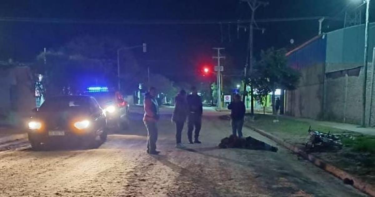 Un ladrillo tirado en plena calle desencadenoacute el violento accidente de un motocicleta