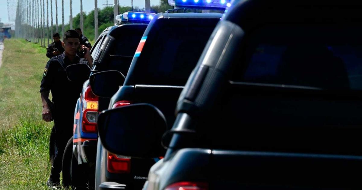 Dramaacutetico- hallan el cadaacutever de un saltentildeo en el interior de su auto con un balazo en el rostro