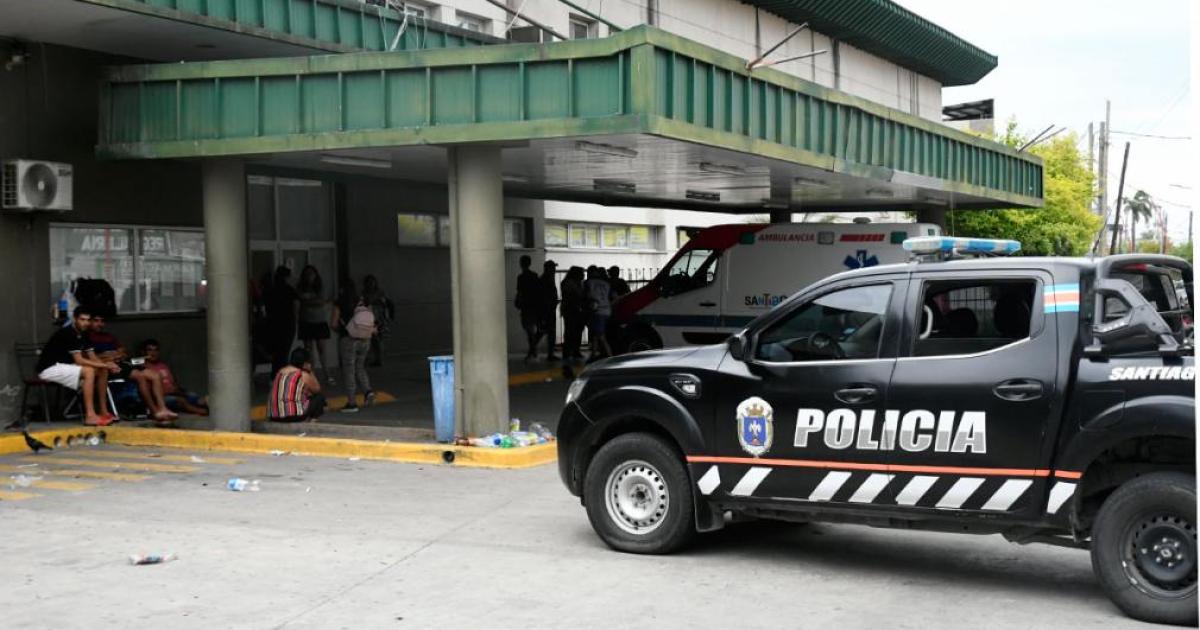 Un policiacutea sufrioacute fractura de feacutemur y fue derivado al Hospital Regional