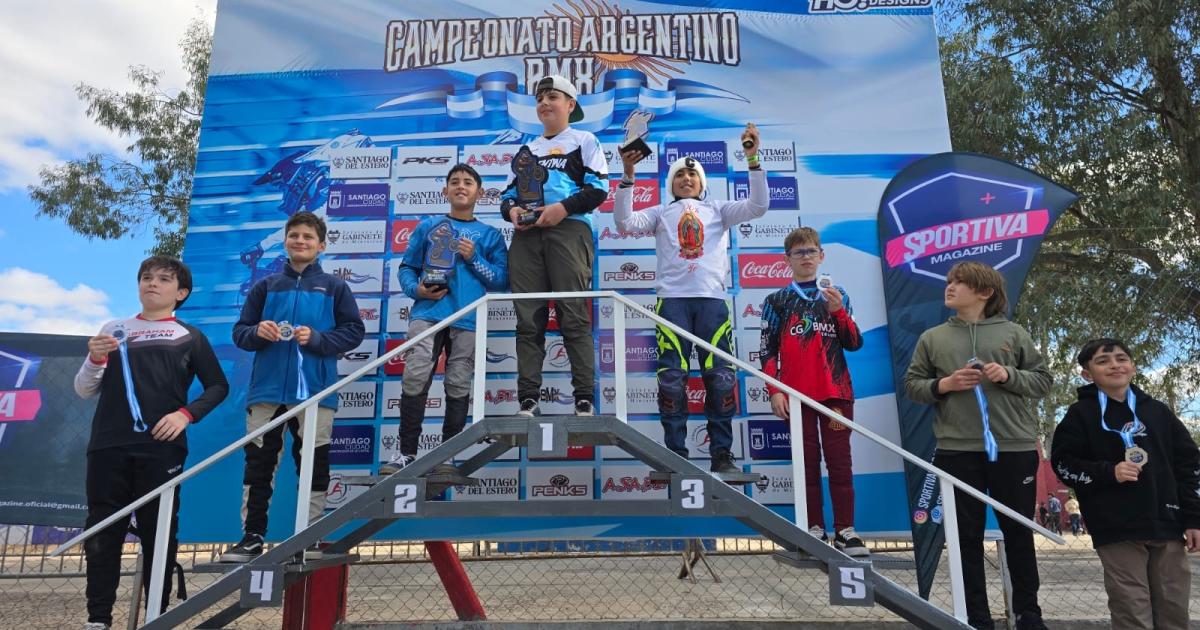 Destacada actuacioacuten de los riders santiaguentildeos