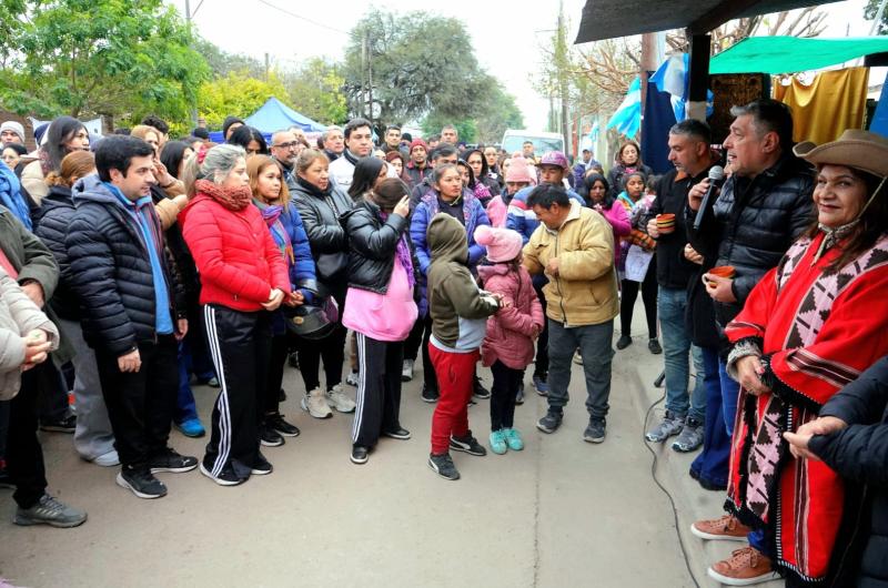 Operativo de integracioacuten social llevoacute asistencia al Bdeg 9 de Julio