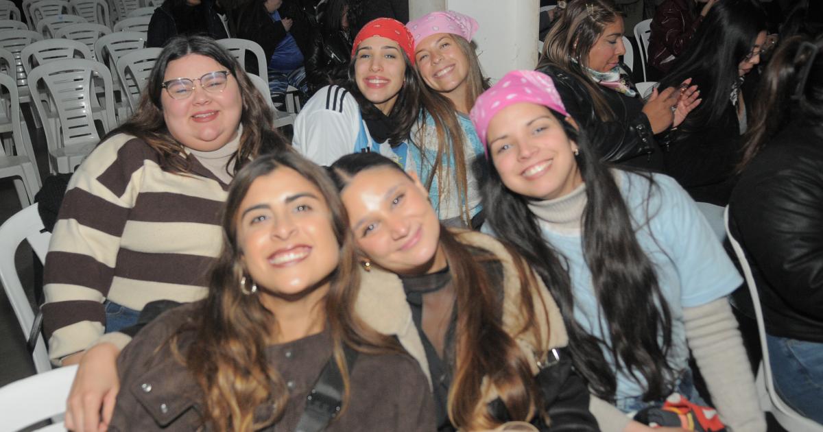 UN SHOW CARGADO DE NOSTALGIA EN EL NODO