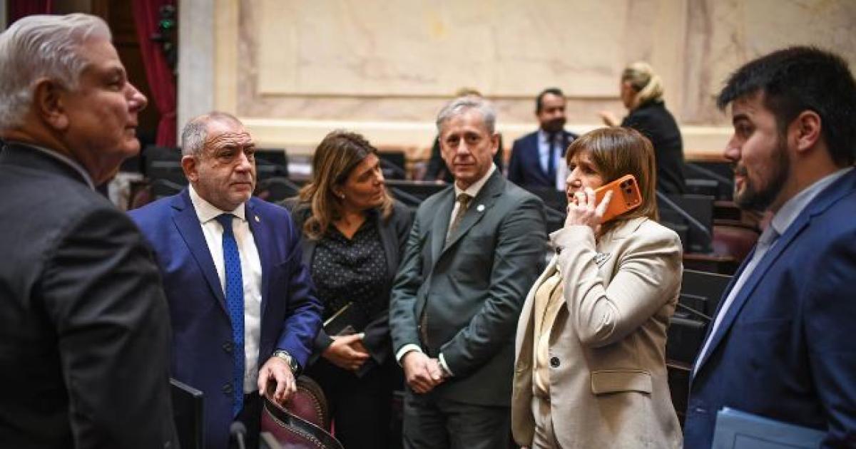 El Gobierno acelera las negociaciones en el Senado para impulsar la reforma electoral tras el receso