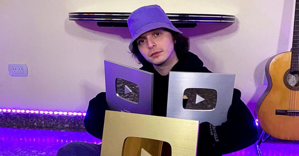 Murioacute el youtuber Chatterbox en un choque de autos frontal junto a su padre