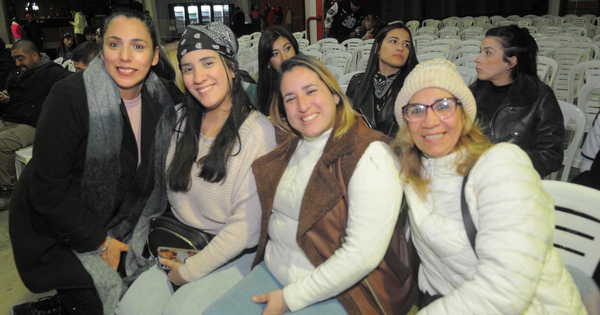 UN SHOW CARGADO DE NOSTALGIA EN EL NODO