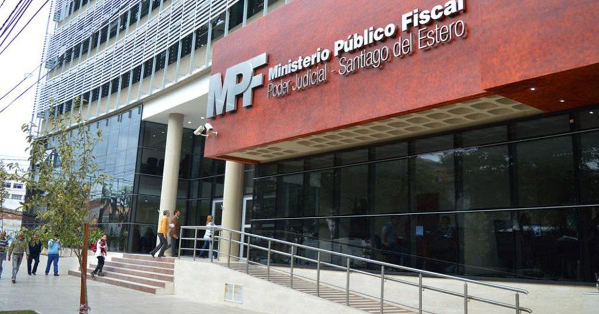 Empleada judicial recibioacute una golpiza de su novio que luego la lanzoacute a la calle desnuda