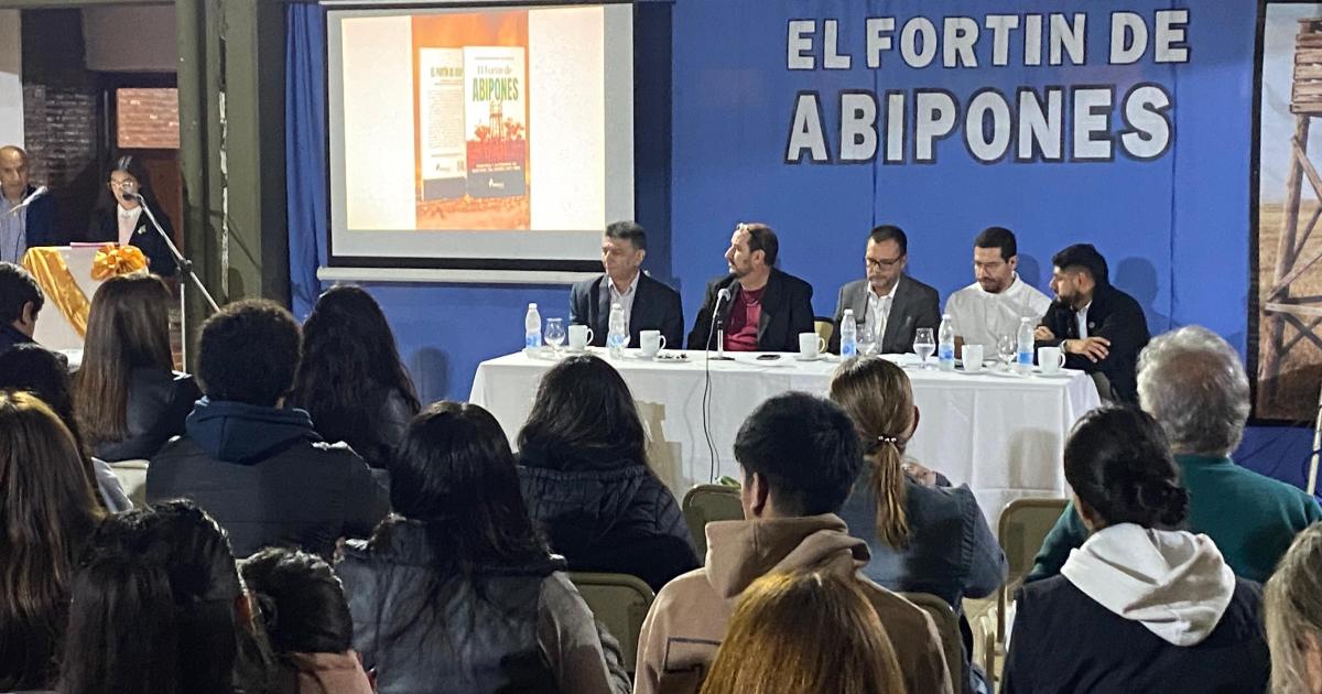 El libro El Fortiacuten de Abipones llega a las aulas de Sumampa