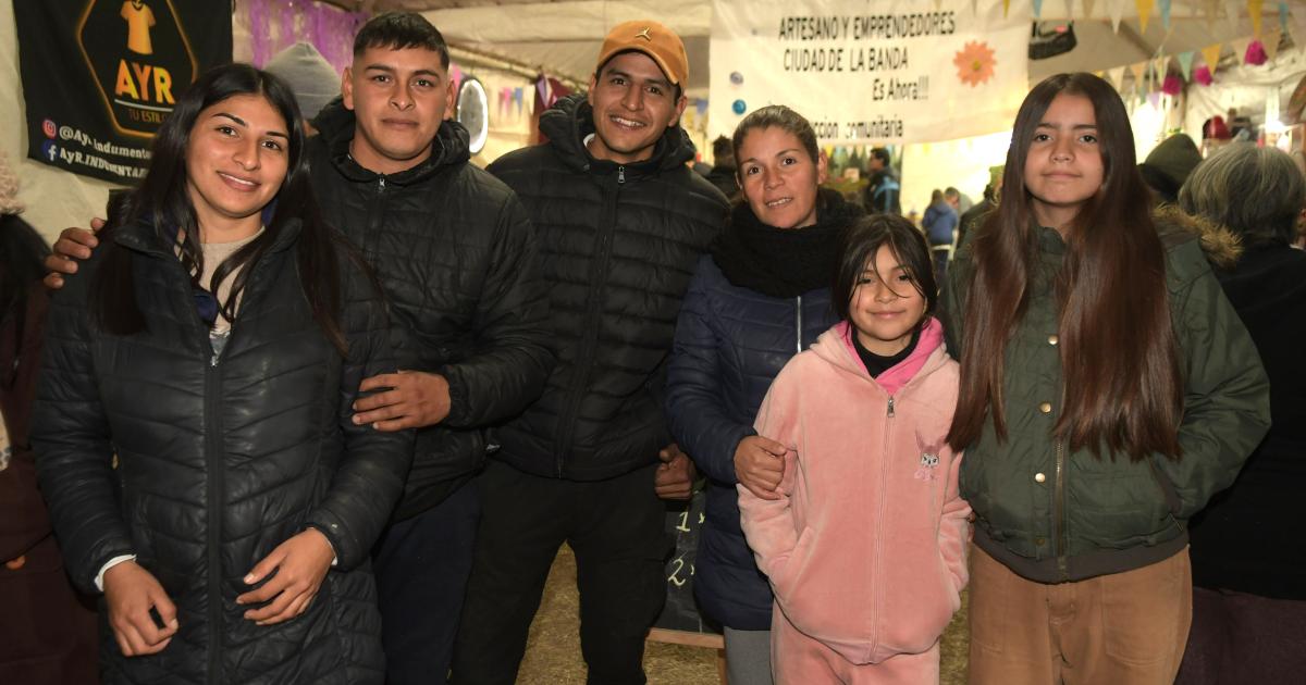 PASEO POR LA FERIA ARTESANAL 2026