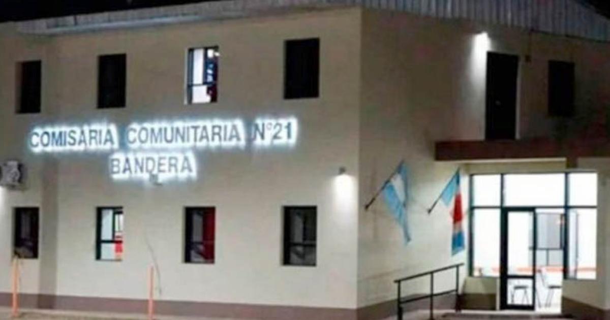 Acusan a un ex comisionado municipal de pagar con cheques sin fondos a comercios