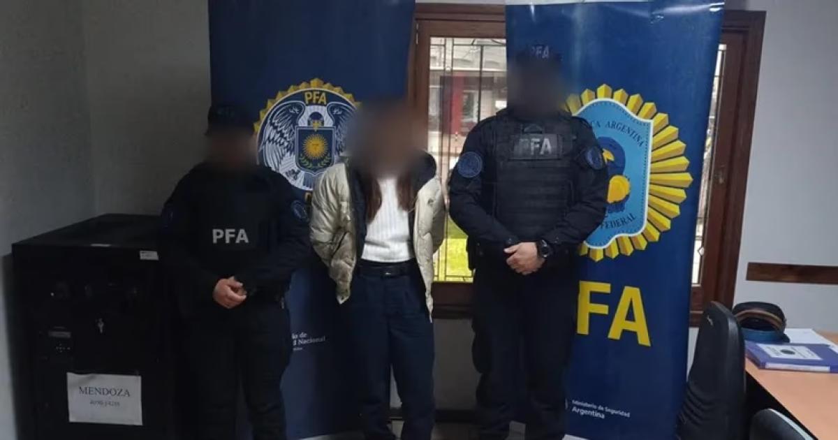 Quieacuten es la mujer detenida por PFA por traacutefico ilegal de personas entre Chile y Argentina