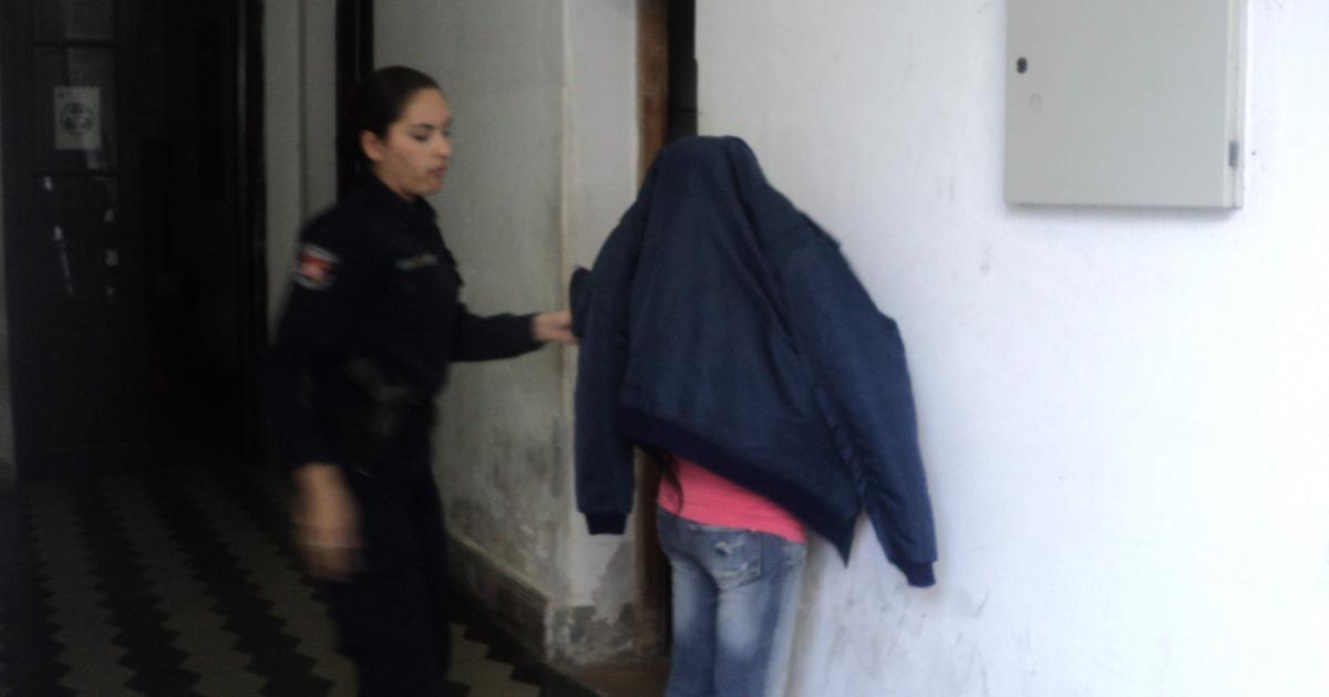 Mujer fue agredida a latigazos por otra a causa de un ex