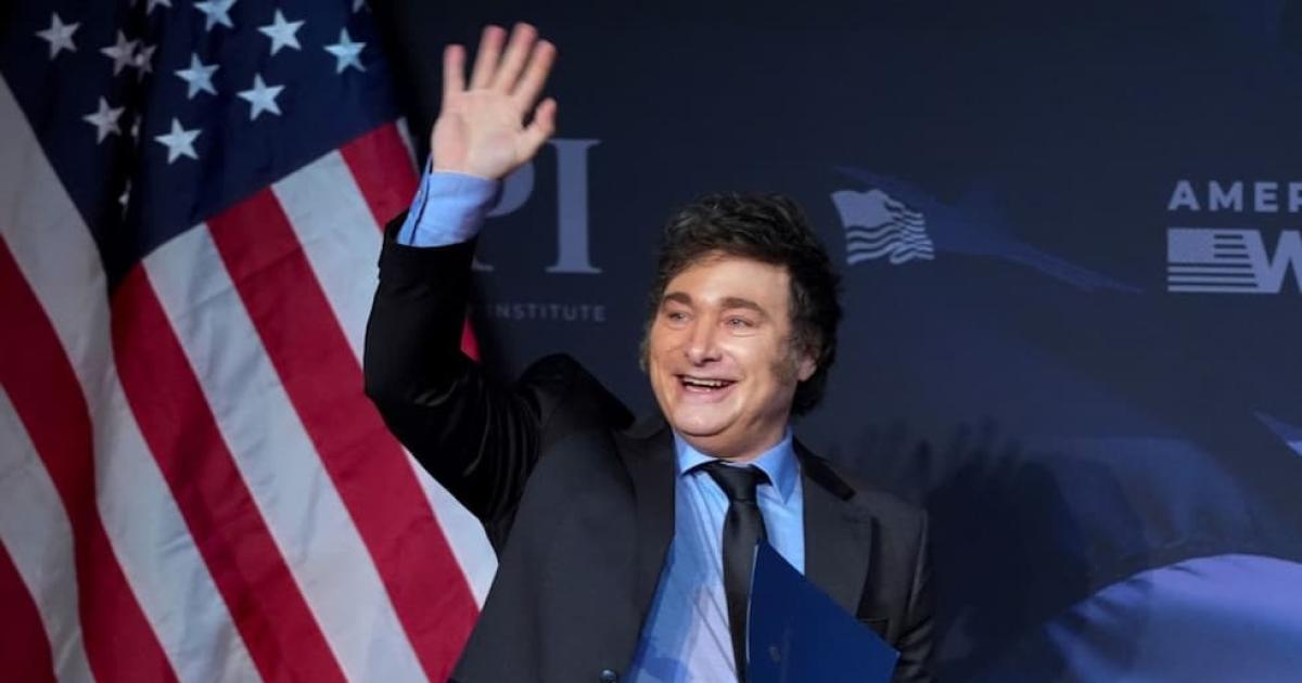 Queacute es el shutdown que impulsa Milei y coacutemo cambiariacutea el funcionamiento del Estado argentino