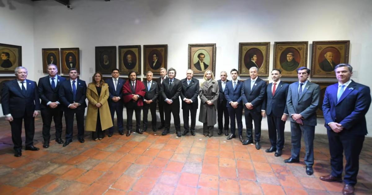 El Gobierno redujo un 62-en-porciento- las transferencias discrecionales a las provincias durante el primer semestre