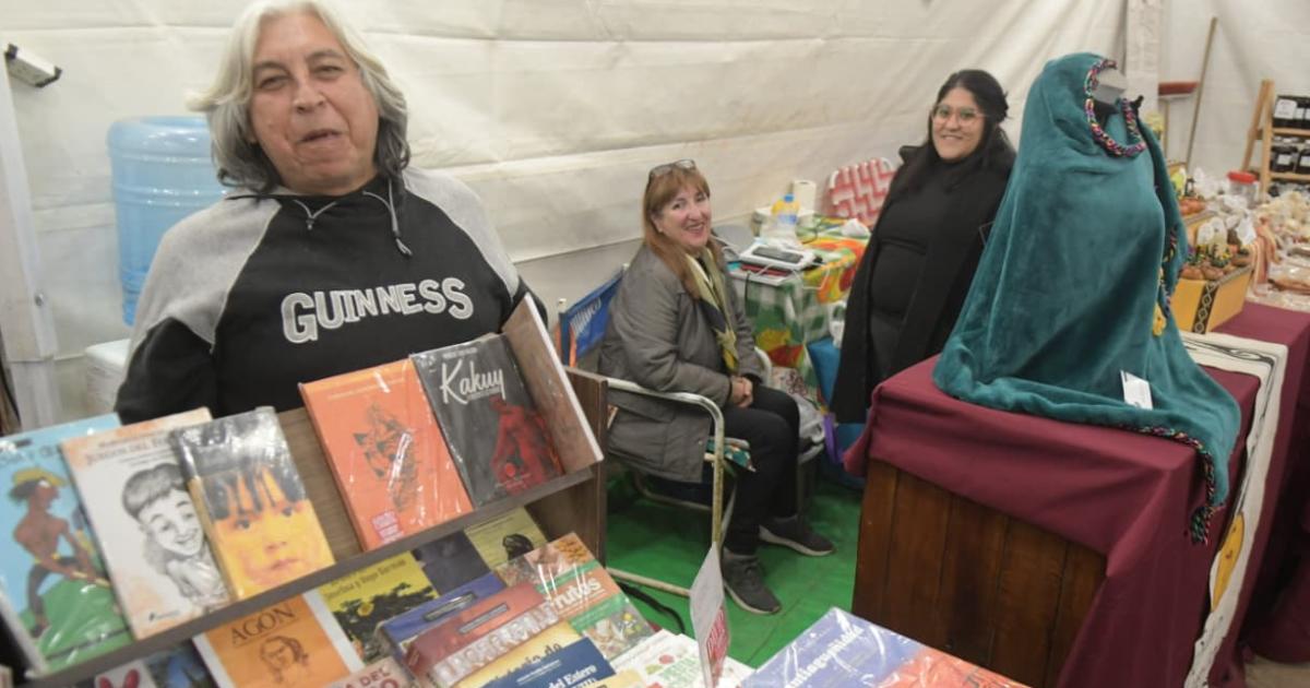 El feriado largo impulsa una multitudinaria convocatoria en la Feria Artesanal 2026