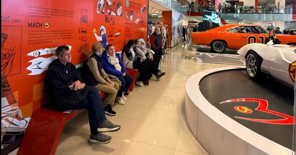 El Museo del Automoacutevil de Termas de Riacuteo Hondo vive un fin de semana reacutecord con turistas de todo el paiacutes