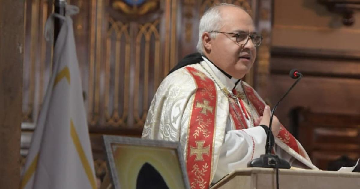Este viernes se entronizoacute la imagen de San Charbel en la Catedral de Santiago del Estero