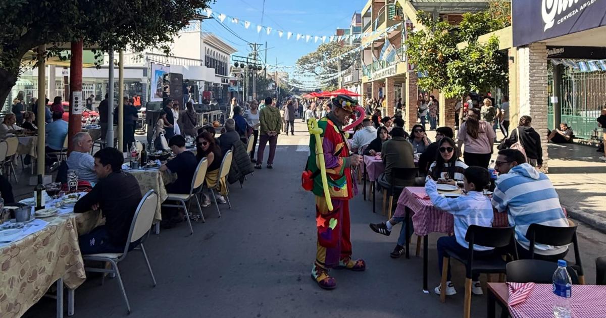 Turistas de distintos puntos de la Argentina invadieron Las Termas