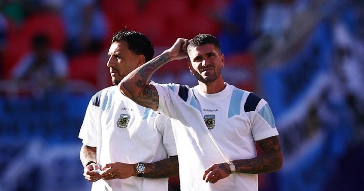 Rodrigo De Paul y Leandro Paredes (REUTERS)