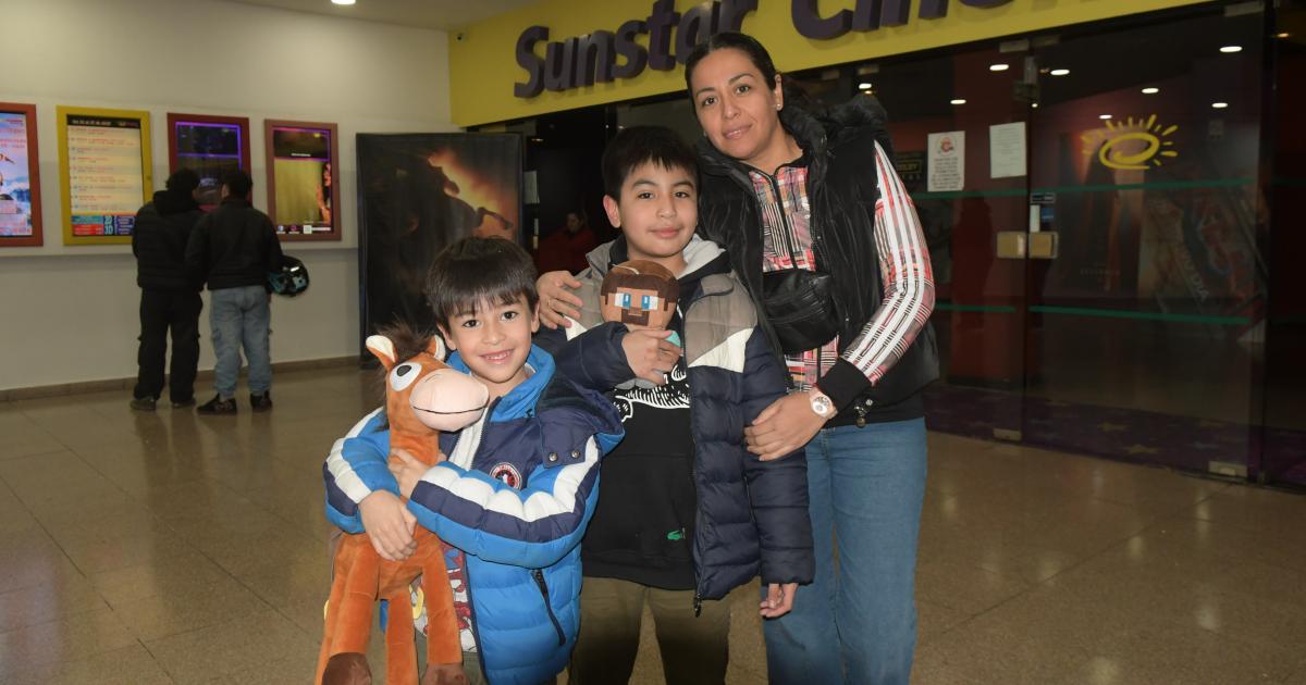 NOCHES DE CINE EN LA FESTIVA MADRE DE CIUDADES